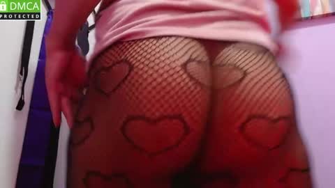 Thiago independent model online show from March 6, 9:55 pm