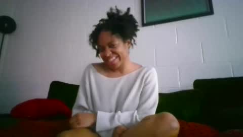 Roes Jam  Roe  online show from December 15, 7:42 pm