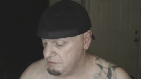 Snapshot of roinaz chatting on December 19, 10:24 am roinaz online show from December 19, 10:24 am