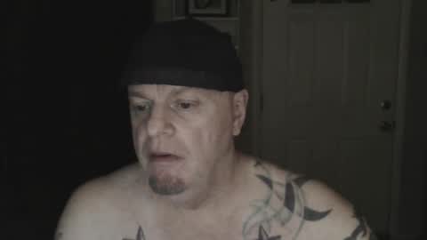 Snapshot of roinaz chatting on December 25, 12:59 am roinaz online show from December 25, 12:59 am