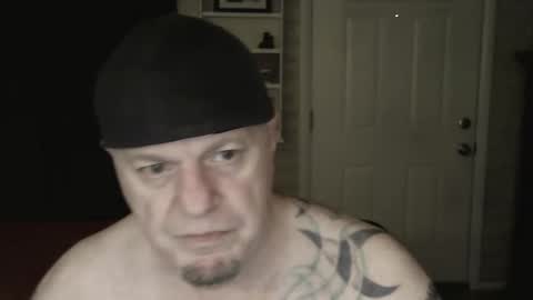 Snapshot of roinaz chatting on January 4, 8:37 pm roinaz online show from January 4, 8:37 pm