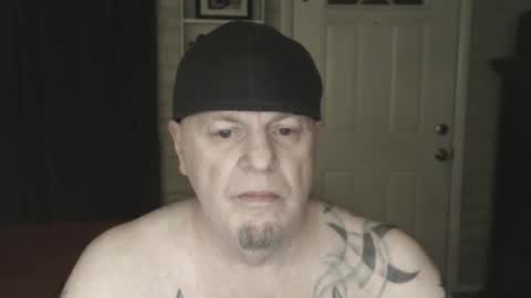 Snapshot of roinaz chatting on January 10, 3:18 am roinaz online show from January 10, 3:18 am