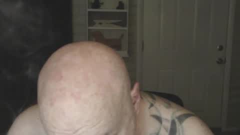 Snapshot of roinaz chatting on February 4, 2:07 am roinaz online show from February 4, 2:07 am