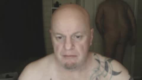 Snapshot of roinaz chatting on February 9, 3:11 am roinaz online show from February 9, 3:11 am