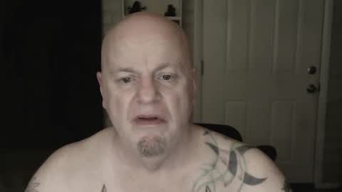 Snapshot of roinaz chatting on February 22, 7:01 am roinaz online show from February 22, 7:01 am