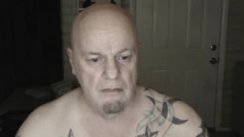 Snapshot of roinaz chatting on March 2, 7:54 am roinaz online show from March 2, 7:54 am