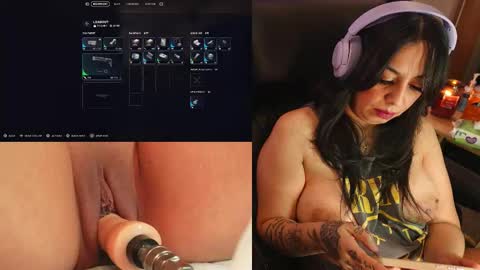 Snapshot of roknblaze chatting on February 15, 7:51 am Rok-N-Blaze online show from February 15, 7:51 am