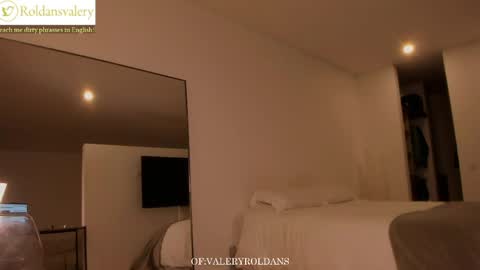 Snapshot of roldansvalery chatting on April 26, 4:54 am Valery Roldans online show from April 26, 4:54 am