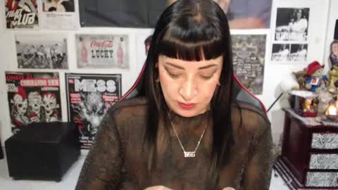 Snapshot of rollyderolandia666 chatting on November 12, 9:58 pm Rolly online show from November 12, 9:58 pm