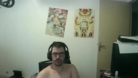 romainb72 online show from April 15, 6:09 am