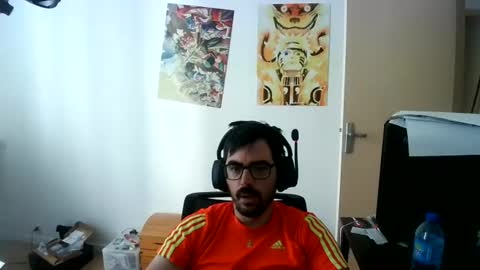 Snapshot of romainb72 chatting on June 18, 8:14 am romainb72 online show from June 18, 8:14 am
