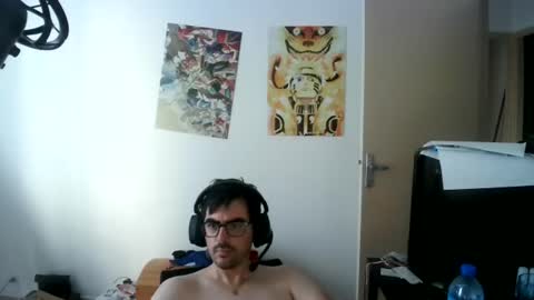 Snapshot of romainb72 chatting on June 24, 4:55 am romainb72 online show from June 24, 4:55 am