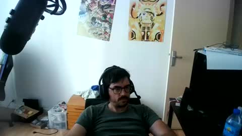 Snapshot of romainb72 chatting on July 10, 8:07 am romainb72 online show from July 10, 8:07 am