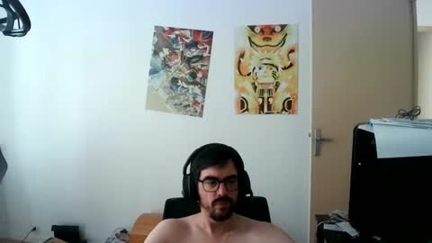 Snapshot of romainb72 chatting on July 19, 5:16 pm romainb72 online show from July 19, 5:16 pm