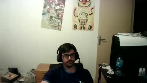 Snapshot of romainb72 chatting on August 3, 9:51 pm romainb72 online show from August 3, 9:51 pm