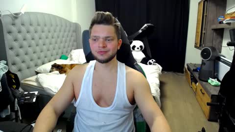 romantic_twunk online show from October 18, 1:41 am