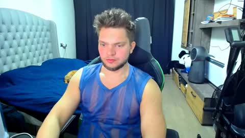 romantic_twunk online show from October 21, 2:34 am