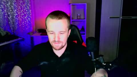 Snapshot of romantobizin chatting on March 2, 9:21 pm Roman online show from March 2, 9:21 pm