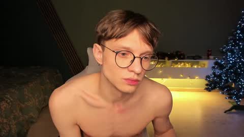 Snapshot of romeo_mercy chatting on December 29, 11:29 am Romeo online show from December 29, 11:29 am