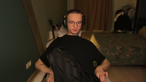 Snapshot of romeo_mercy chatting on January 31, 9:26 pm Romeo online show from January 31, 9:26 pm