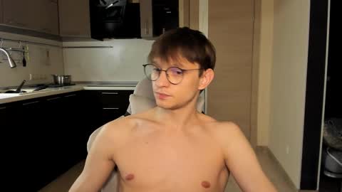 Snapshot of romeo_mercy chatting on October 3, 5:37 am Romeo online show from October 3, 5:37 am