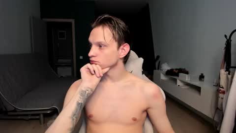 Snapshot of romeo_mercy chatting on February 22, 8:35 am Romeo online show from February 22, 8:35 am