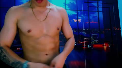 Snapshot of romeomillerr chatting on November 12, 7:35 pm Romeo online show from November 12, 7:35 pm