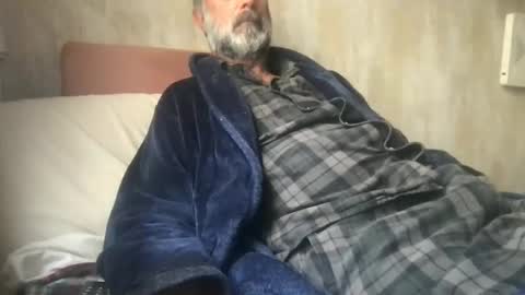 Snapshot of romulo123456777 chatting on May 4, 8:43 am romulo123456777 online show from May 4, 8:43 am