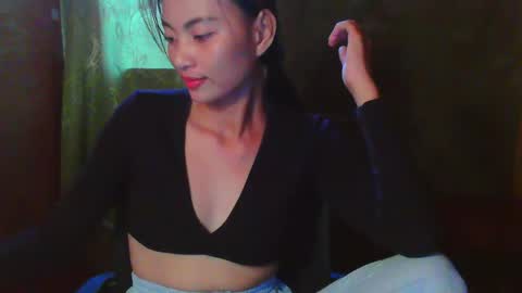 Snapshot of rona_cumsterxxx chatting on May 10, 10:59 pm rona_cumsterxxx online show from May 10, 10:59 pm