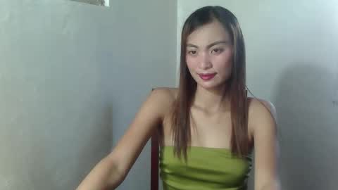 Snapshot of rona_cumsterxxx chatting on May 21, 10:50 pm rona_cumsterxxx online show from May 21, 10:50 pm