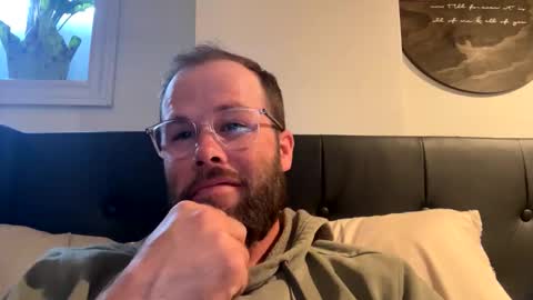 Snapshot of ronald2774 chatting on May 5, 12:46 pm ronald2774 online show from May 5, 12:46 pm