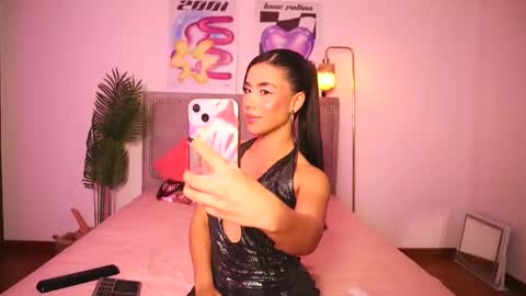 Snapshot of ronieeplay chatting on November 16, 11:10 pm Roni online show from November 16, 11:10 pm