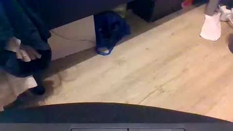 Snapshot of ronni_ga chatting on May 15, 10:50 pm ronni_ga online show from May 15, 10:50 pm