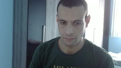 ronny online show from February 5, 8:57 pm