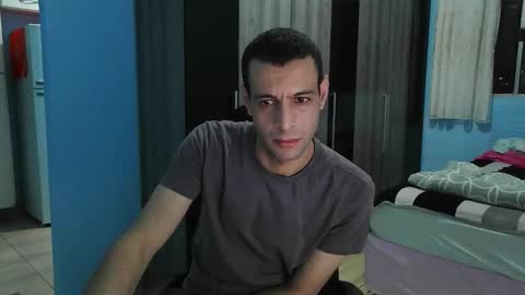 ronny online show from March 10, 10:04 pm