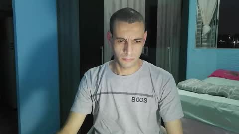 ronny online show from March 12, 9:43 pm