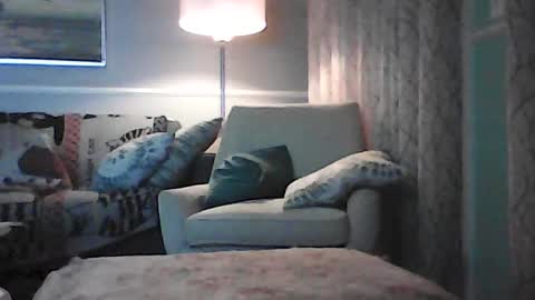 Snapshot of ronvlv chatting on June 29, 2:51 am ronvlv online show from June 29, 2:51 am