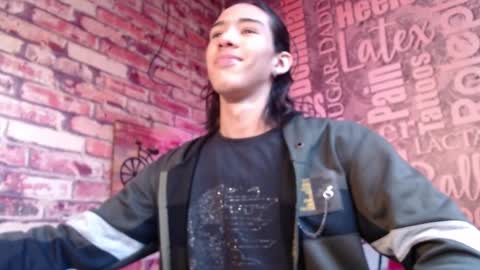 Snapshot of ronymiller_1 chatting on December 15, 2:37 pm RonyMiller 1 online show from December 15, 2:37 pm