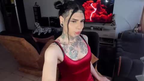 herreraisa offical online show from February 24, 11:52 am