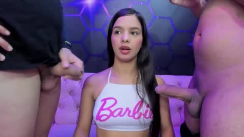 Snapshot of room_kitty chatting on January 27, 11:11 pm  MIA AND PAUL online show from January 27, 11:11 pm