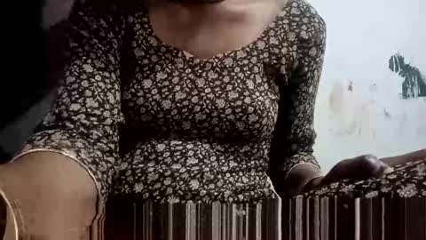 roop_sexy642 online show from February 25, 1:10 pm