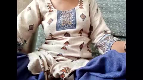 roop_sexy642 online show from March 20, 6:51 am