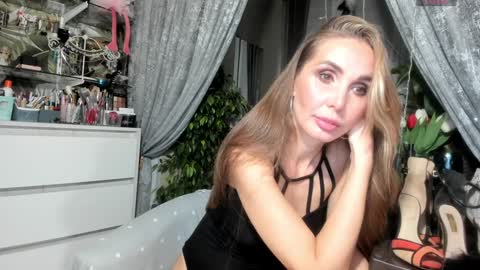 Aurora online show from January 31, 10:31 pm