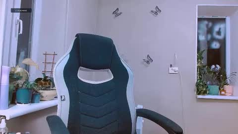 rosa843850 online show from February 1, 5:44 pm