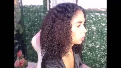 Snapshot of rosa_skinny chatting on June 1, 1:24 pm rosa online show from June 1, 1:24 pm