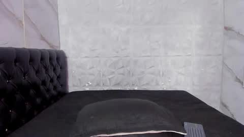 ROSALIA insta rosalia 10hoot online show from March 17, 7:17 pm