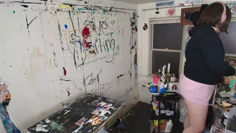 Snapshot of rosaliecaine chatting on December 10, 1:22 am Rosalie Caine online show from December 10, 1:22 am