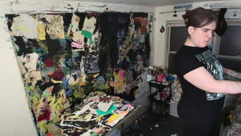 Snapshot of rosaliecaine chatting on December 16, 2:47 am Rosalie Caine online show from December 16, 2:47 am