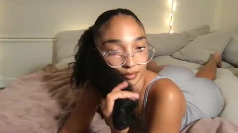 Snapshot of rosalinatoosexy chatting on October 12, 5:06 am Rosalina online show from October 12, 5:06 am