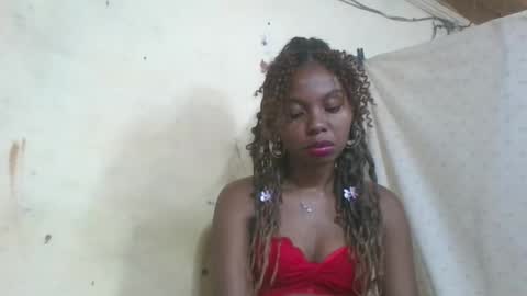 Snapshot of rosalinda933 chatting on April 30, 9:37 am Rosalinda online show from April 30, 9:37 am